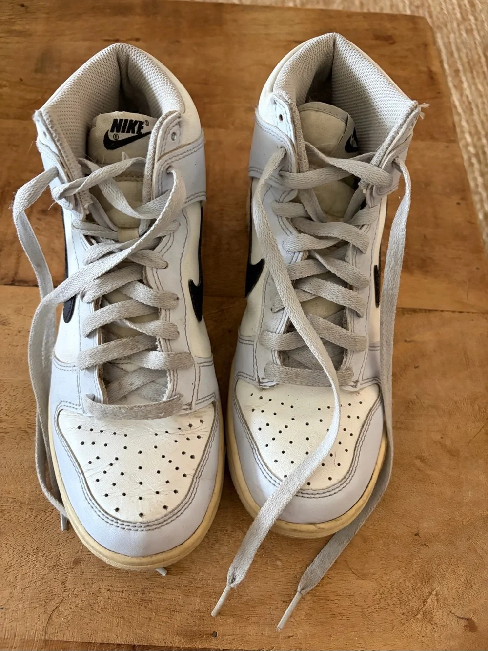 Nike Dunk High GS 6Y High Top Leather Colorblock White/Gray/Black DB2179-110
